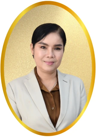 นางชัญญาวีร์ พ่อค้า